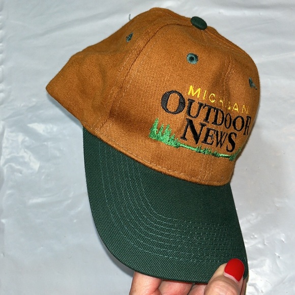 MICHIGAN OUTDOOR NEWS HAT Trucker Snapback tan BROWN green bill vintage grandpa - Picture 5 of 9